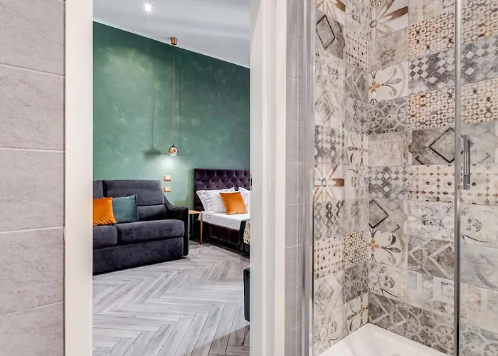 לינה וארוחת בוקר Ripetta Executive 3*